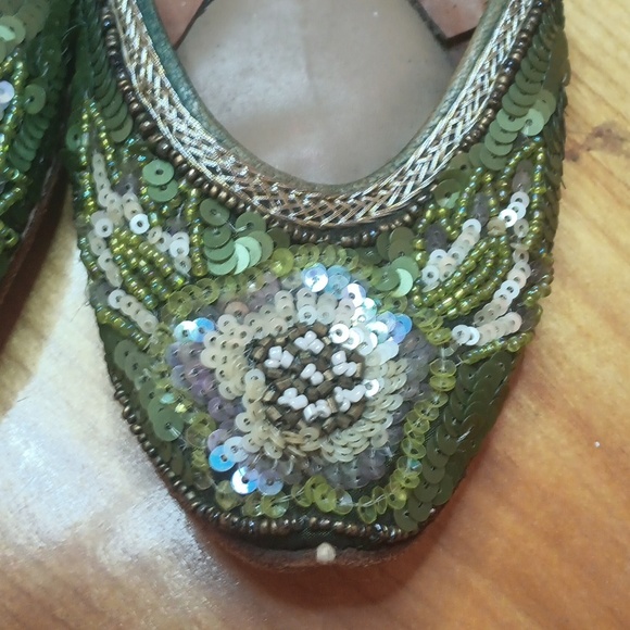 Embroidered Green Women's Flats India Size 7 Sequins - Picture 4 of 13